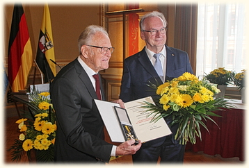 Gustav Adolf "Täve" Schur erhielt den Verdienstorden des Landes Sachsen-Anhalt