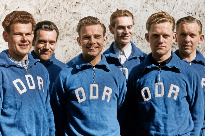 Gruppenbild der DDR-Nationalmannschaft im Radsport der 1950er Jahre